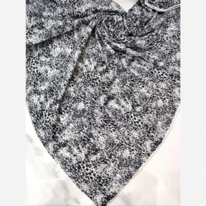 روسری مجلسی قواره بزرگ 140 سانتیمتری نخی دستدوز زنانه روسری مجلسی قواره بزرگ 140 سانتیمتری نخی دستدوز زنانه