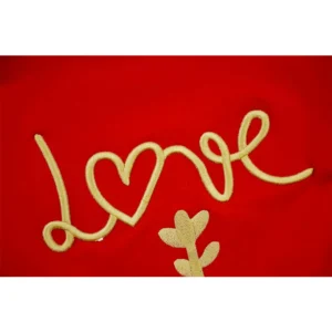 بلوز دخترانه دورس طرح LOVE رنگ قرمز مناسب یلدا و کریسمس