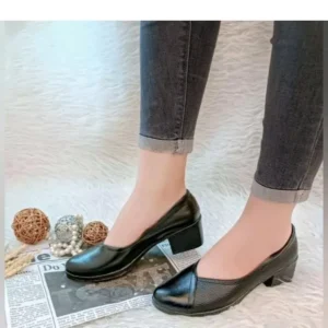 کفش طبی زنانه مدل ستایش پاشنه 5 سانت چرم صنعتی رنگ مشکی