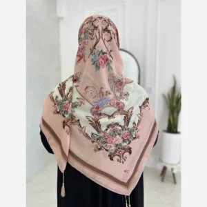 روسری کرپ نخ صورتی قواره بلند