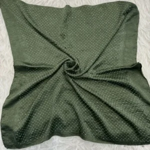 مینی اسکارف مجلسی گارزا نگین دار ابعاد 70 در 70 سانتی متر